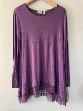 LOGO | Lori Goldstein | purple lace tunic | L